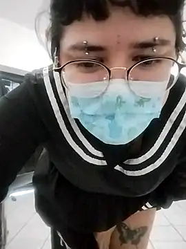 xomimuka online show from March 15, 2025, 1:08 am