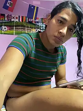 alexiaross96 online show from June 29, 2026, 4:30 am