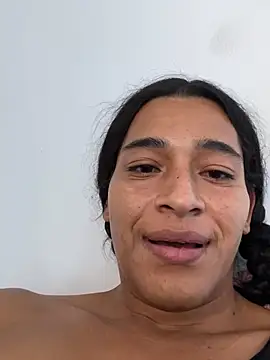 alexiaross96 online show from July 8, 2026, 6:41 pm