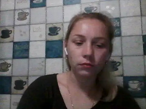 Snapshot of Anna_wey chatting on July 16, 2026, 7:33 pm Anna wey online show from July 16, 2026, 7:33 pm