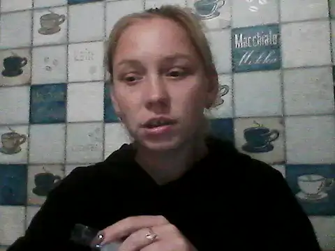 Snapshot of Anna_wey chatting on October 7, 2025, 6:31 pm Anna wey online show from October 7, 2025, 6:31 pm