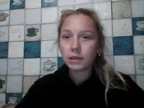 Snapshot of Anna_wey chatting on September 29, 2025, 6:13 pm Anna wey online show from September 29, 2025, 6:13 pm