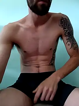 Snapshot of Dracoandr chatting on October 18, 2025, 9:28 pm Dracoandr online show from October 18, 2025, 9:28 pm