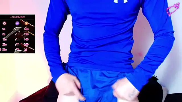 Snapshot of 7_Saturno_7 chatting on November 4, 2025, 12:03 am 7 Saturno 7 online show from November 4, 2025, 12:03 am