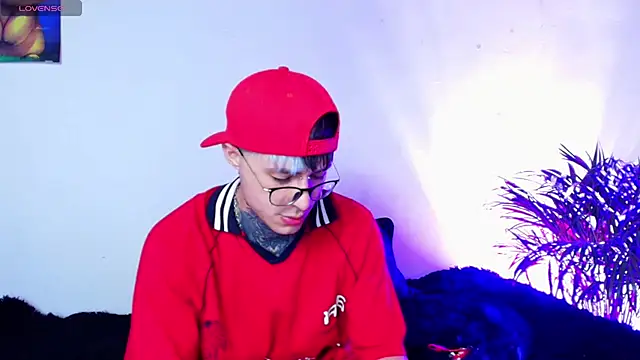 Snapshot of 7_Saturno_7 chatting on September 20, 2025, 4:06 am 7 Saturno 7 online show from September 20, 2025, 4:06 am