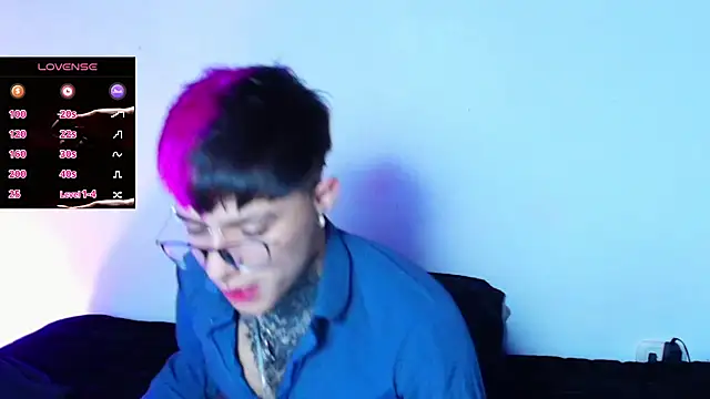 Snapshot of 7_Saturno_7 chatting on October 25, 2025, 2:33 am 7 Saturno 7 online show from October 25, 2025, 2:33 am