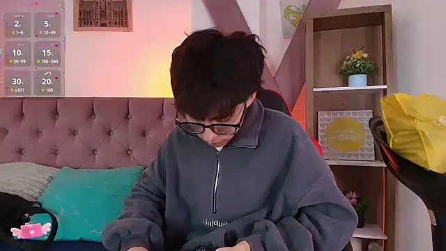 PepperTwink online show from February 17, 2026, 4:48 pm