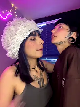 mavimist   online show from December 14, 2025, 10:26 pm