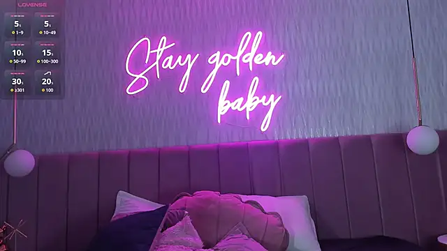 lilithharper wm online show from October 24, 2025, 8:08 pm