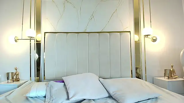 lilithharper wm online show from September 18, 2025, 8:34 pm