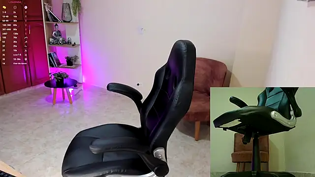 Nathalie 29 online show from November 27, 2025, 11:21 am