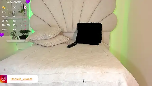 Snapshot of Danielaangelina chatting on September 26, 2025, 5:47 am Danielaangelina online show from September 26, 2025, 5:47 am