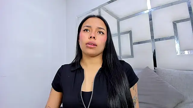 Snapshot of ZoeWan69 chatting on November 22, 2025, 1:54 pm ZoeWan69 online show from November 22, 2025, 1:54 pm