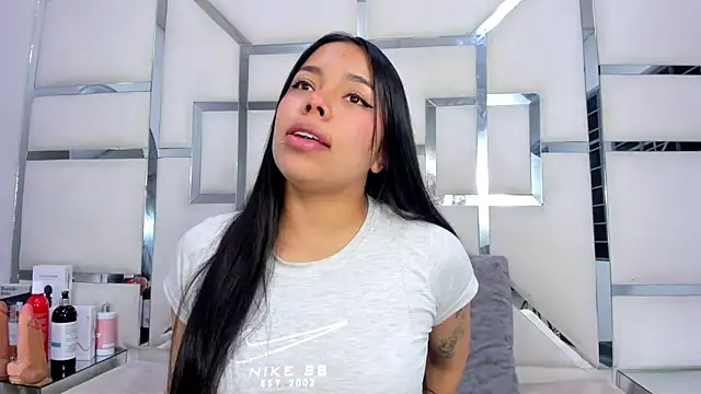 Snapshot of ZoeWan69 chatting on November 14, 2025, 12:09 pm ZoeWan69 online show from November 14, 2025, 12:09 pm