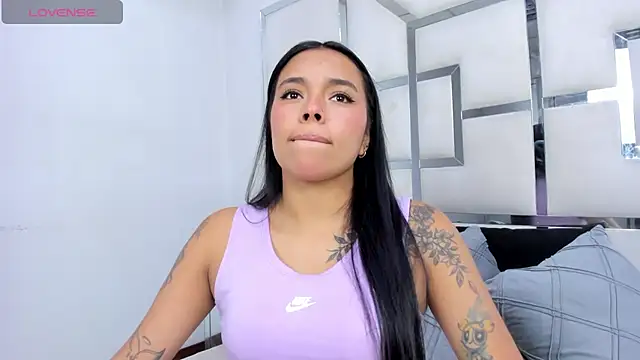 Snapshot of ZoeWan69 chatting on February 26, 2026, 1:22 pm ZoeWan69 online show from February 26, 2026, 1:22 pm