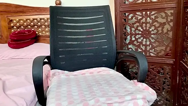 Snapshot of Alisaa-1 chatting on September 17, 2025, 3:14 pm Alisaa-1 online show from September 17, 2025, 3:14 pm