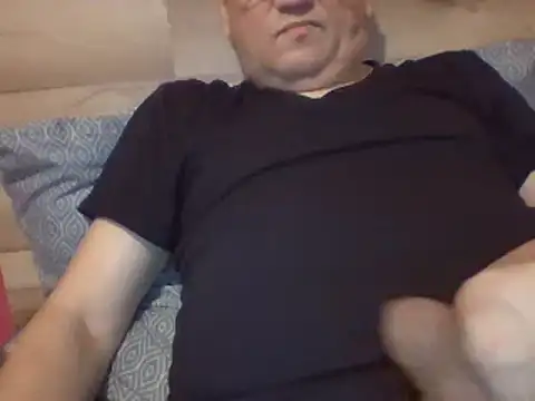 Snapshot of ruplumber chatting on February 12, 2025, 3:40 am ruplumber online show from February 12, 2025, 3:40 am