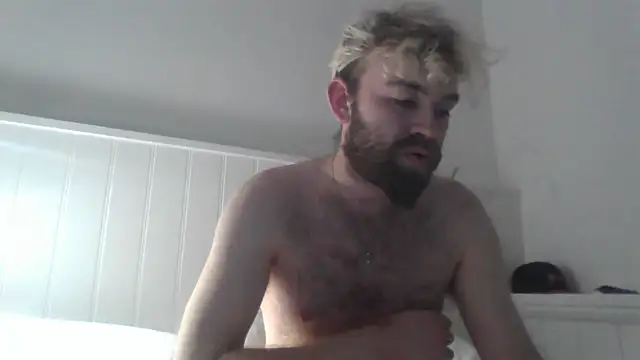 Snapshot of Aquaca1910 chatting on March 1, 2025, 12:07 am Aquaca1910 online show from March 1, 2025, 12:07 am