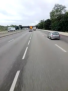 Dam70 online show from September 25, 2025, 8:09 am