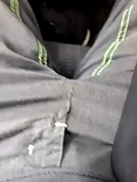 Dam70 online show from November 26, 2025, 11:43 am