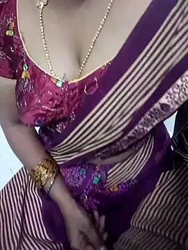 varsha-milky1 online show from February 5, 2025, 4:37 am