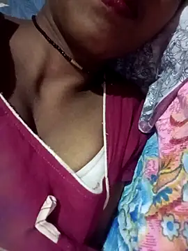 Snapshot of Miss_triha chatting on September 16, 2025, 3:35 pm Miss triha online show from September 16, 2025, 3:35 pm