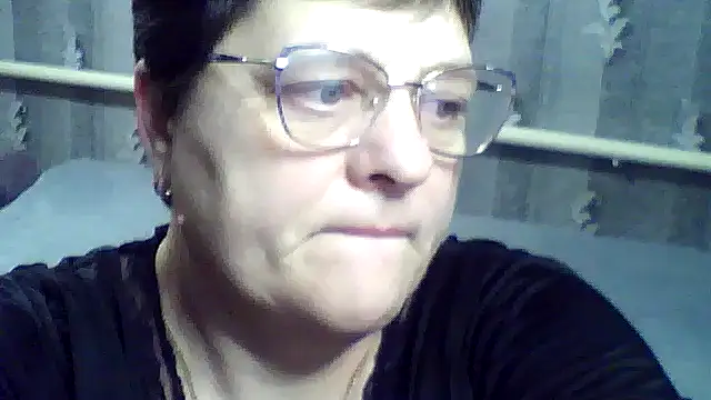 ElzaJewel online show from February 14, 2026, 12:44 am