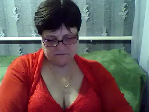 ElzaJewel online show from March 12, 2025, 7:25 pm