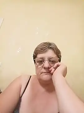 ElzaJewel online show from September 29, 2025, 5:40 pm