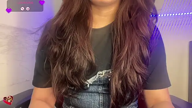 Snapshot of EZ_shuvani chatting on September 29, 2025, 6:35 pm EZ shuvani online show from September 29, 2025, 6:35 pm