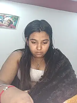 RAYI 01 online show from February 8, 2025, 11:24 pm