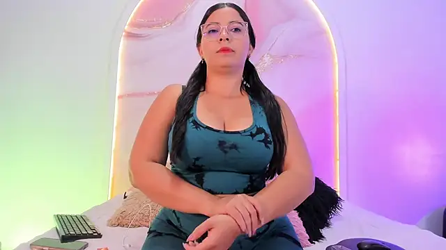 Snapshot of Sofii_Lopezz chatting on February 10, 2026, 11:31 am Sofii Lopezz online show from February 10, 2026, 11:31 am