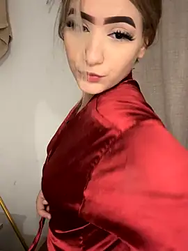 Snapshot of akirahattori chatting on October 18, 2025, 10:45 pm akirahattori online show from October 18, 2025, 10:45 pm