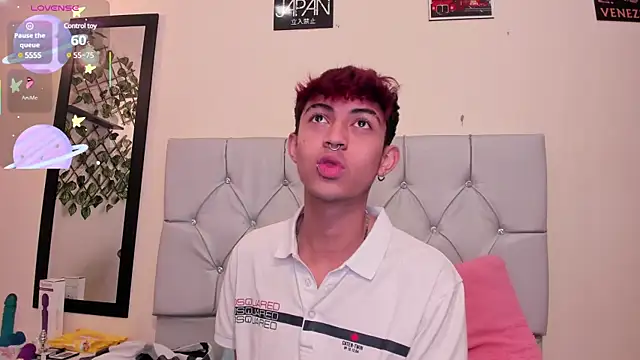 Snapshot of Allen_Starck chatting on February 18, 2025, 4:14 pm Allen Starck online show from February 18, 2025, 4:14 pm