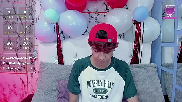 Snapshot of Allen_Starck chatting on March 19, 2025, 8:34 am Allen Starck online show from March 19, 2025, 8:34 am