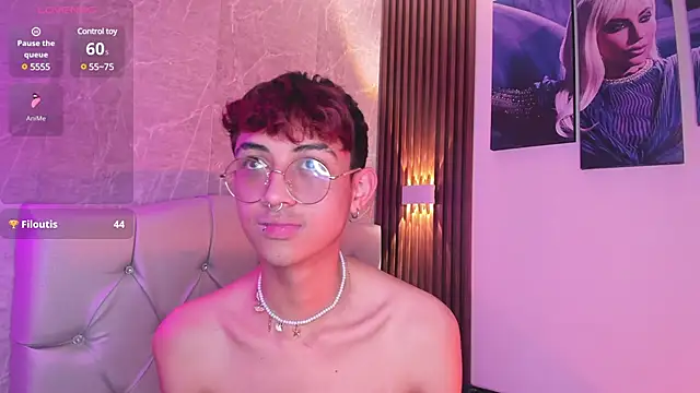 Snapshot of Allen_Starck chatting on February 12, 2025, 4:22 pm Allen Starck online show from February 12, 2025, 4:22 pm