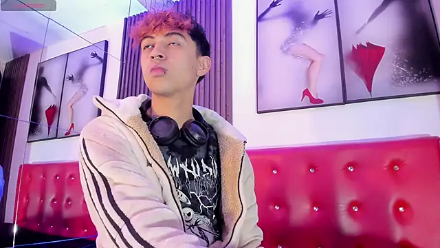 Snapshot of Allen_Starck chatting on October 29, 2025, 3:16 am Allen Starck online show from October 29, 2025, 3:16 am