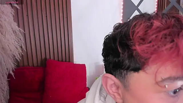 Snapshot of Allen_Starck chatting on September 18, 2025, 3:20 am Allen Starck online show from September 18, 2025, 3:20 am