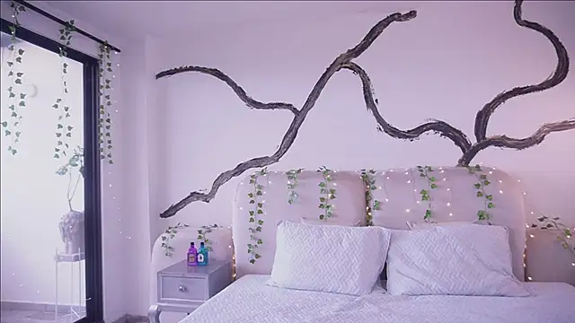 Snapshot of soidai_miiu chatting on October 2, 2025, 8:23 pm soidai miiu online show from October 2, 2025, 8:23 pm