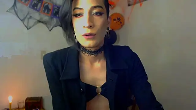 Snapshot of NovaNyx11 chatting on October 15, 2025, 10:18 pm NovaNyx11 online show from October 15, 2025, 10:18 pm