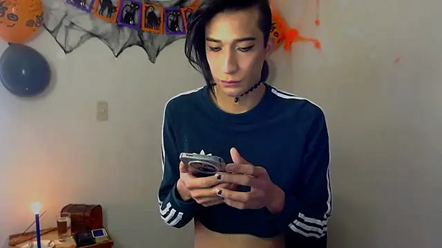 Snapshot of NovaNyx11 chatting on October 12, 2025, 3:24 pm NovaNyx11 online show from October 12, 2025, 3:24 pm