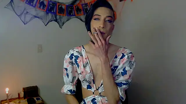 Snapshot of NovaNyx11 chatting on October 22, 2025, 9:24 pm NovaNyx11 online show from October 22, 2025, 9:24 pm