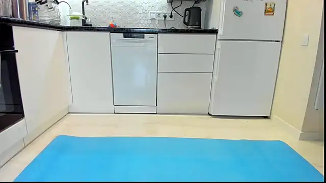 Katya yoga online show from September 28, 2025, 6:20 am