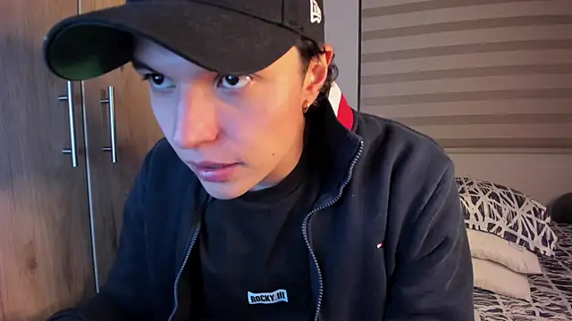 Snapshot of Mastrangelo_xxx chatting on September 23, 2025, 2:51 am Mastrangelo xxx online show from September 23, 2025, 2:51 am