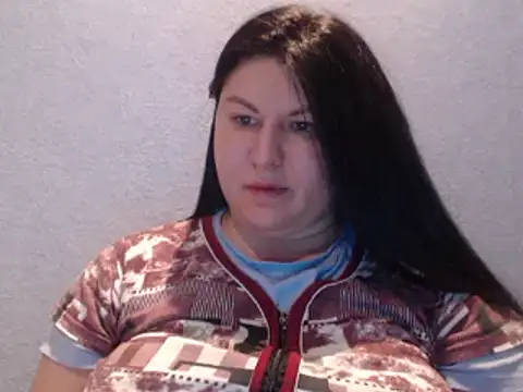Snapshot of KiraSwee chatting on February 27, 2025, 5:58 pm KiraSwee online show from February 27, 2025, 5:58 pm