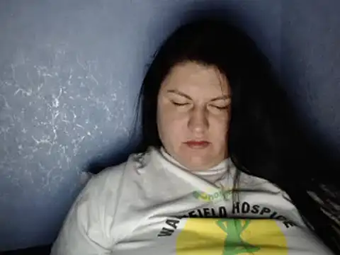 KiraSwee online show from September 30, 2025, 9:32 pm