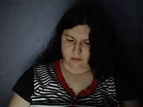 Snapshot of KiraSwee chatting on March 6, 2025, 8:59 pm KiraSwee online show from March 6, 2025, 8:59 pm