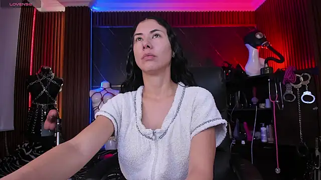 XiaQueen online show from March 4, 2026, 11:29 am