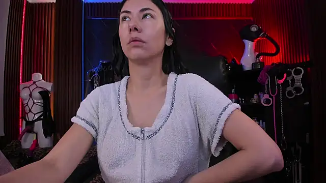 Snapshot of XiaQueen chatting on February 3, 2026, 11:59 am XiaQueen online show from February 3, 2026, 11:59 am