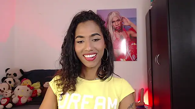 Alissemasiel online show from November 30, 2025, 6:41 pm